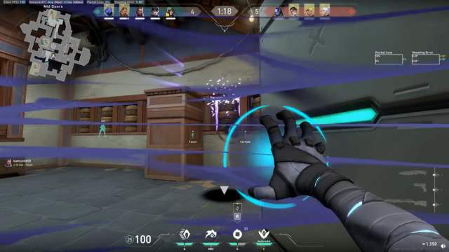 Omen envoie une fumée sur Haven alors qu'un flash de KAY/O échoue à l'aveugler dans VALORANT.