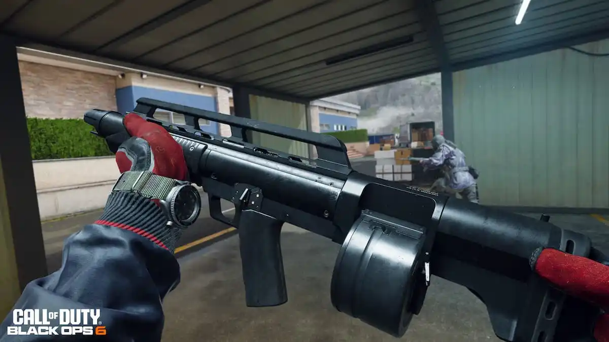 Fusil à pompe Maelstrom dans Black Ops 6, un gros fusil à pompe avec un chargeur tambour.