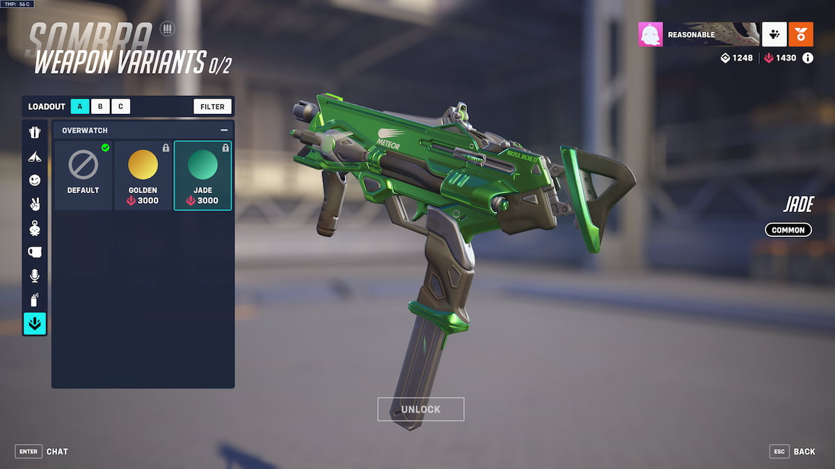 Une image d'un pistolet Jade d'Overwatch 2. Vous pouvez débloquer des skins de pistolet Jade et Or en gagnant des points classés et en les dépensant sur des skins d'armes.