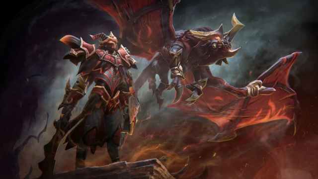 Héros de Dota 2, Dragon Knight, et sa forme ultime.