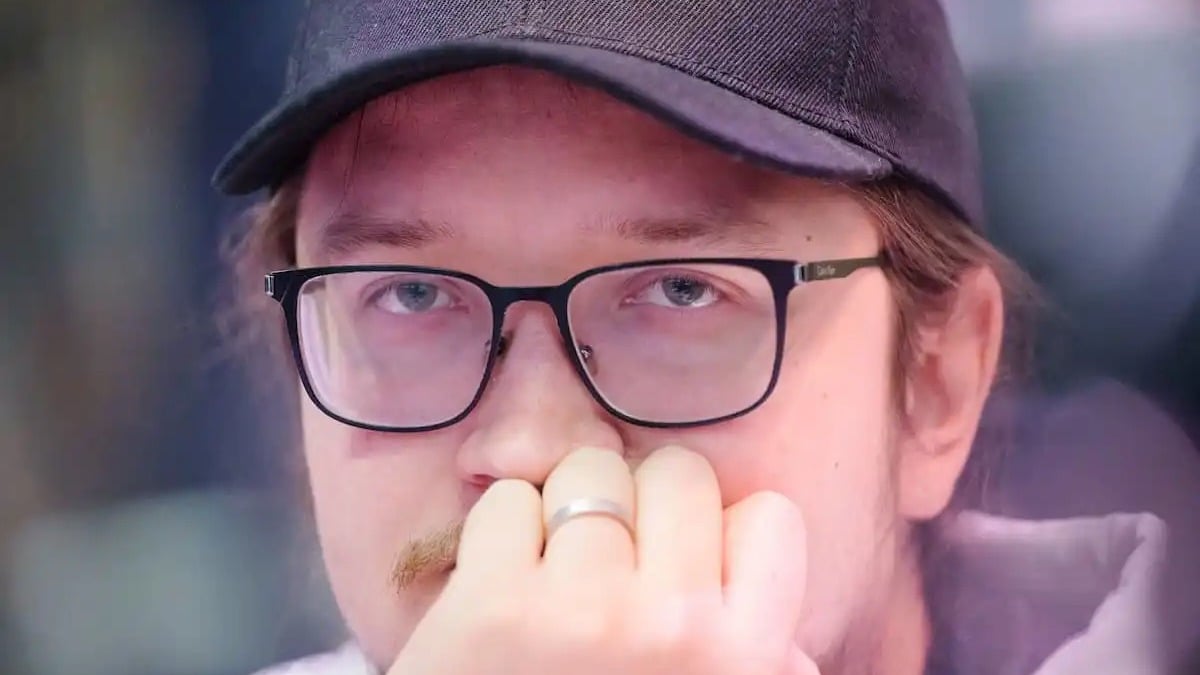 Matumbaman jouant à Dota 2 pour Team Secret.