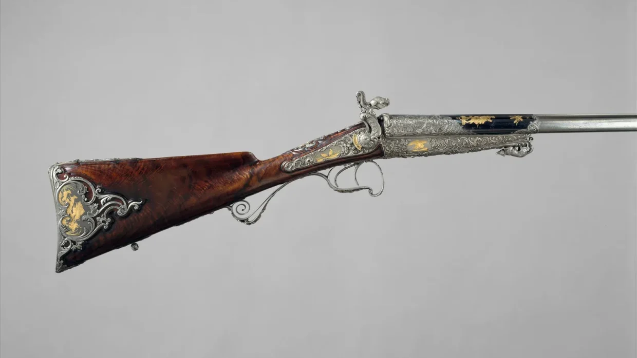 Menu d’armurerie fictif montrant une arme à deux canons débloquée